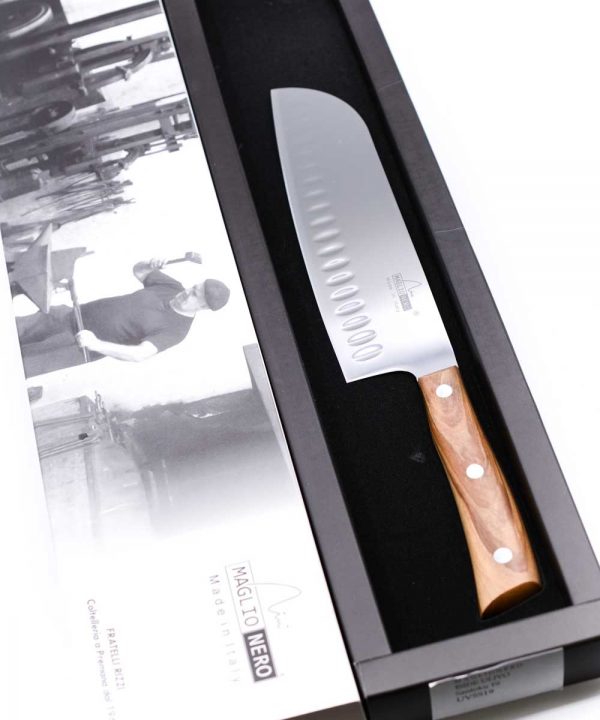 Maglio Nero Iside Santoku Alveolato Ulivo 19 cm