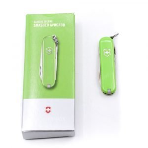 Victorinox Classic SD Smashed Avocado-coltellipersonalizzati.com