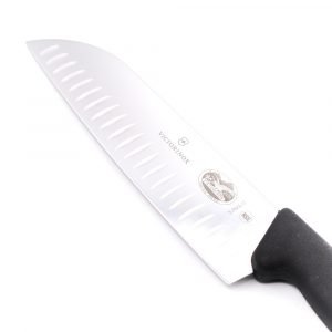 Victorinox Santoku Alveolato 17cm- coltellipersonalizzati.com