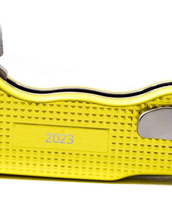 Victorinox Hunter Pro Alox Electric Yellow- coltellipersonalizzati.com