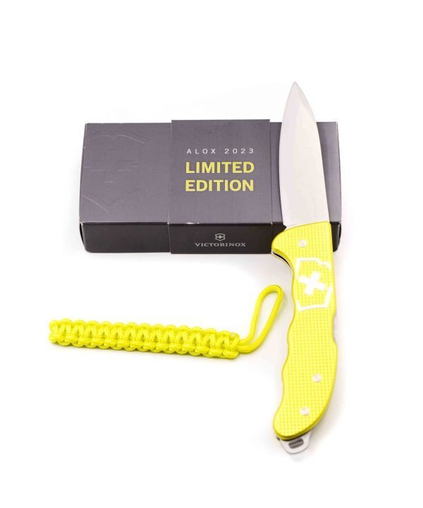 Victorinox Hunter Pro Alox Electric Yellow- coltellipersonalizzati.com
